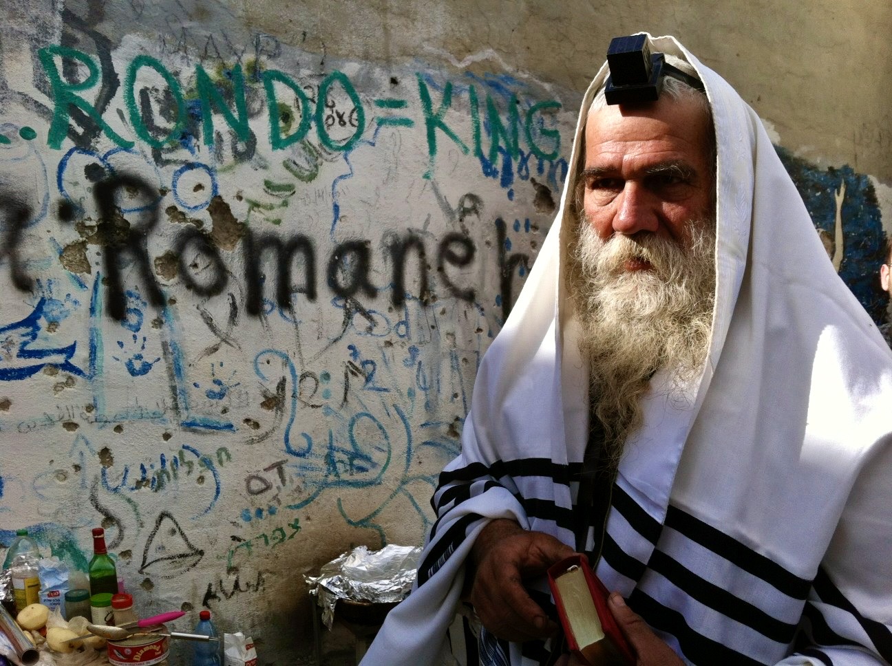 Oran preparing to pray
