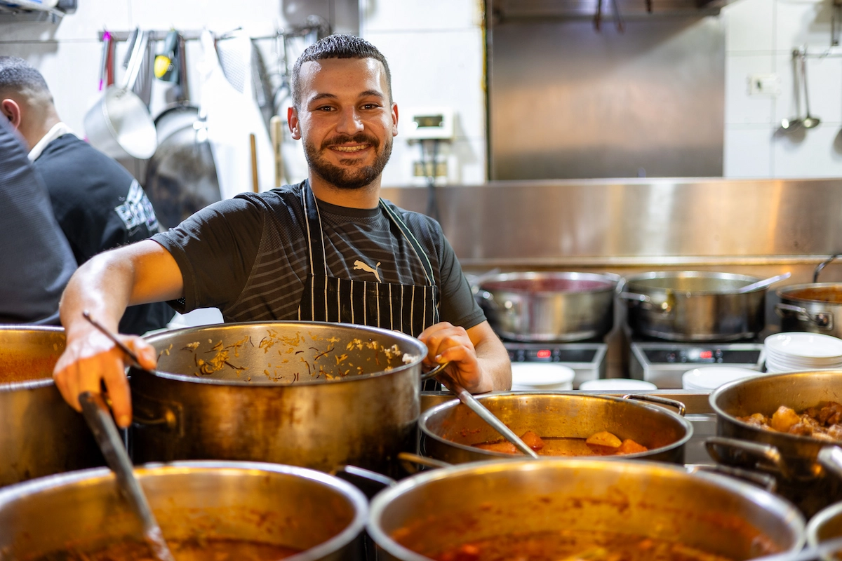 Cook at Azura restaurant, Mahane Yehuda, Jerusalem